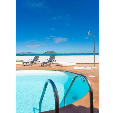 Remos Ocho Villa Corralejo