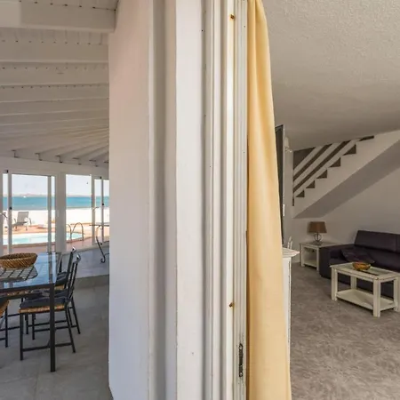 Remos Ocho Villa Corralejo